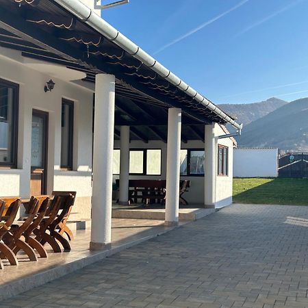 Вилла Gura Raului Casa De Vacanta Экстерьер фото